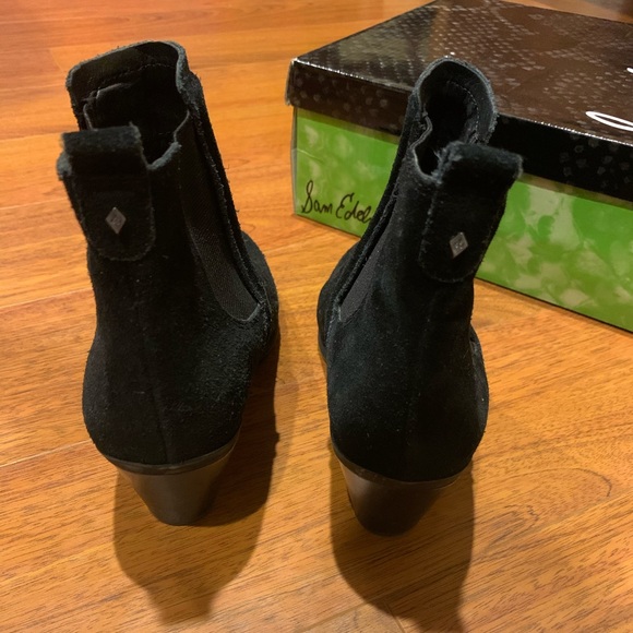 Sam Edelman Layla Black Suede Pull on Bootie - Picture 2 of 5